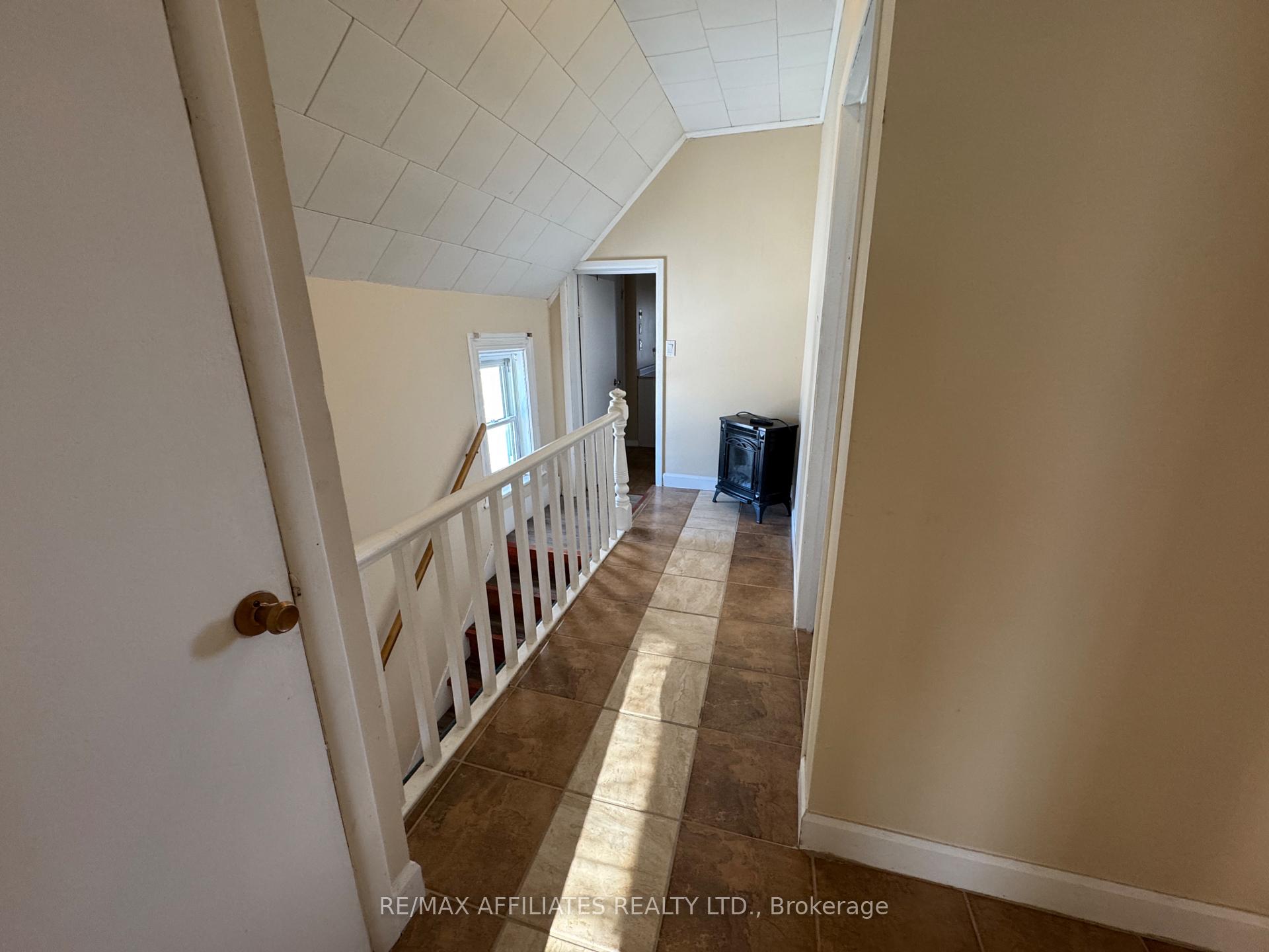 Photo 32 of 6 Cornelia Street E, Smiths Falls — HOMEH