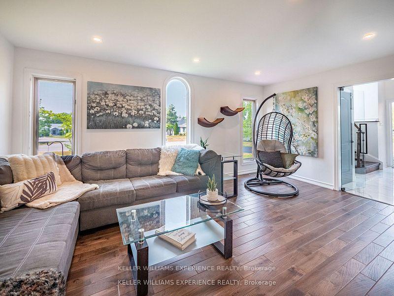 Photo 9 of 19 Priest Avenue, Springwater, Minesing — HOMEH