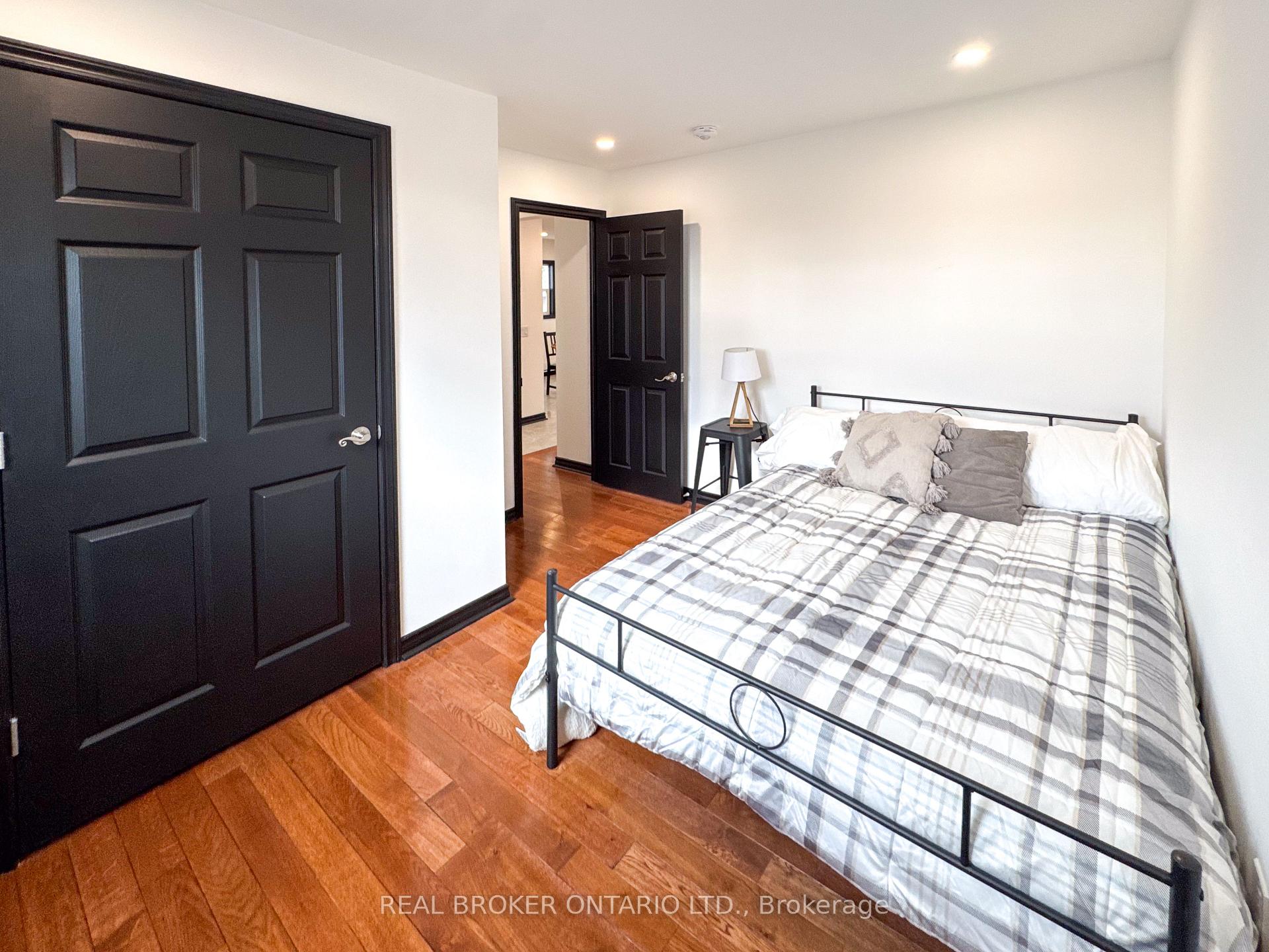 Photo 13 of 16 Churchill Crescent, Smiths Falls — HOMEH