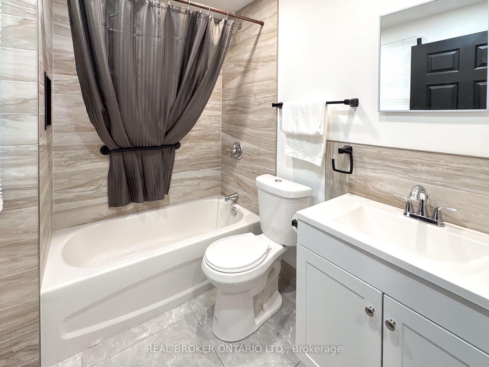 Photo 15 of 16 Churchill Crescent, Smiths Falls — HOMEH