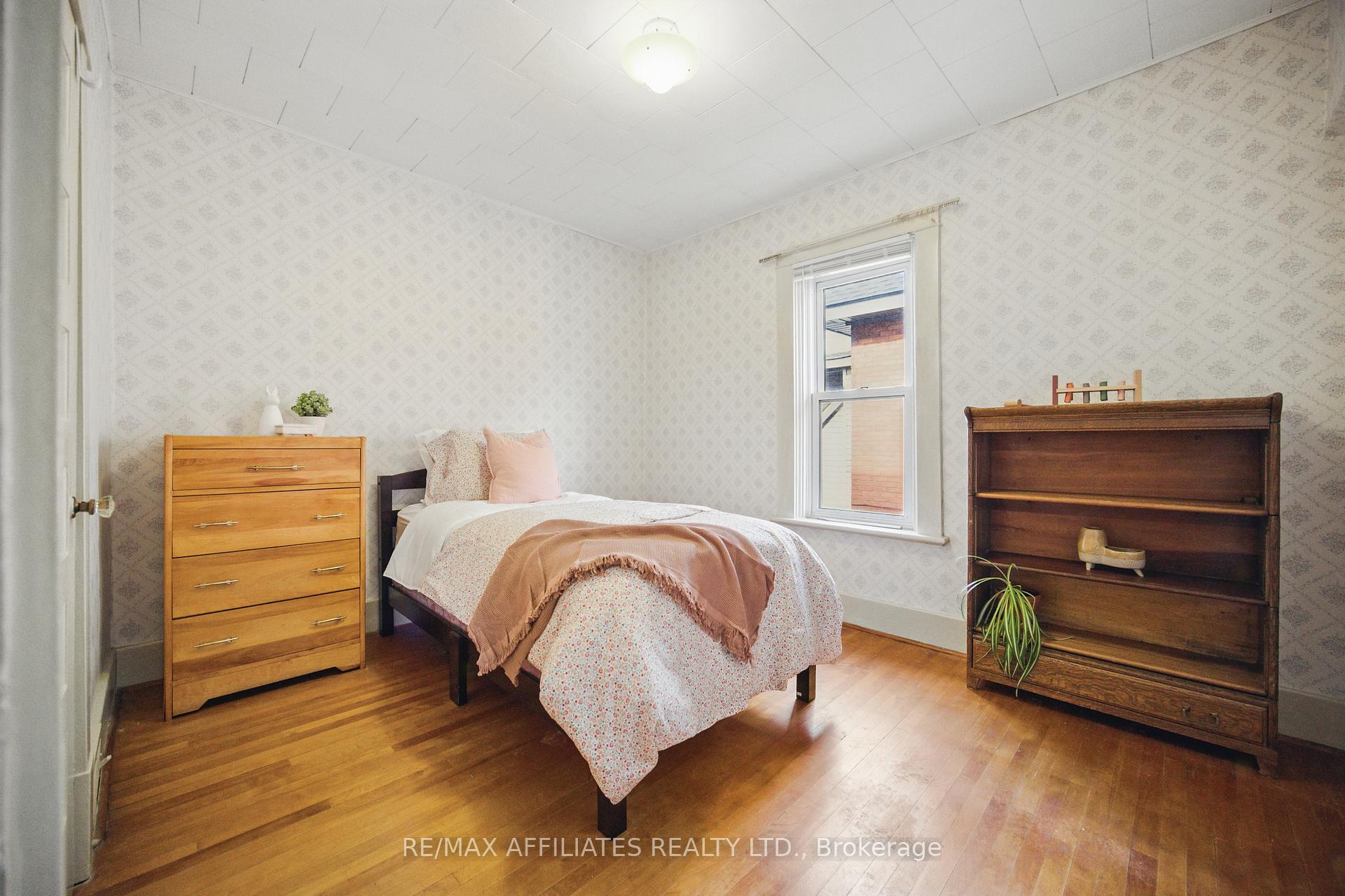 Photo 14 of 44 Winnifred Street N, Smiths Falls — HOMEH