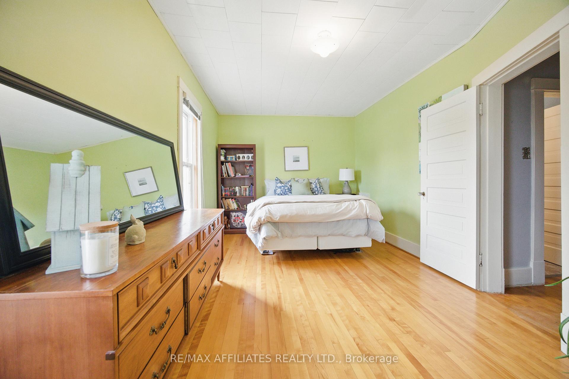 Photo 18 of 44 Winnifred Street N, Smiths Falls — HOMEH