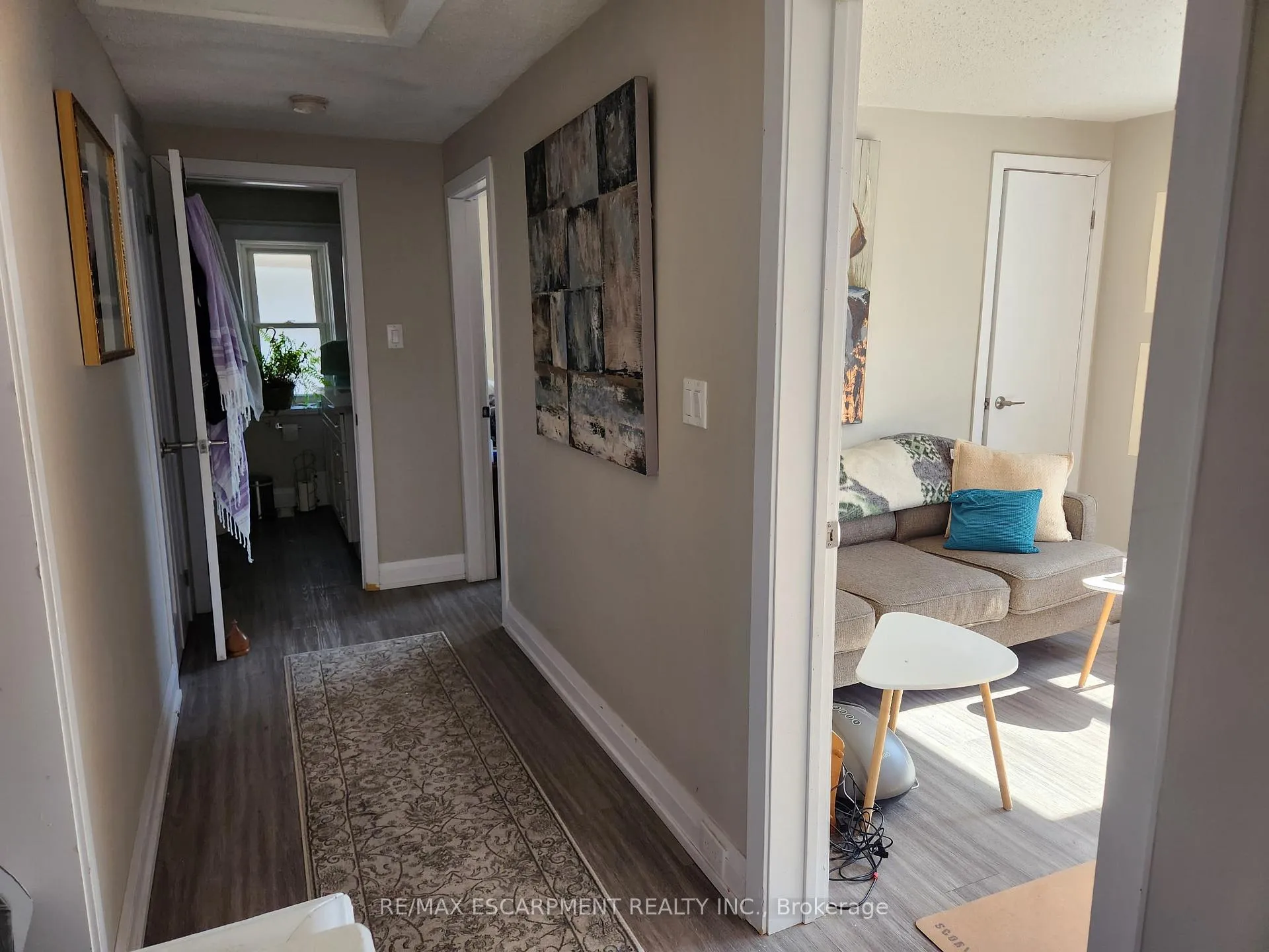 Photo 7 of Unit 2, 20 Hetherington Street, St. Catharines, Downtown — HOMEH