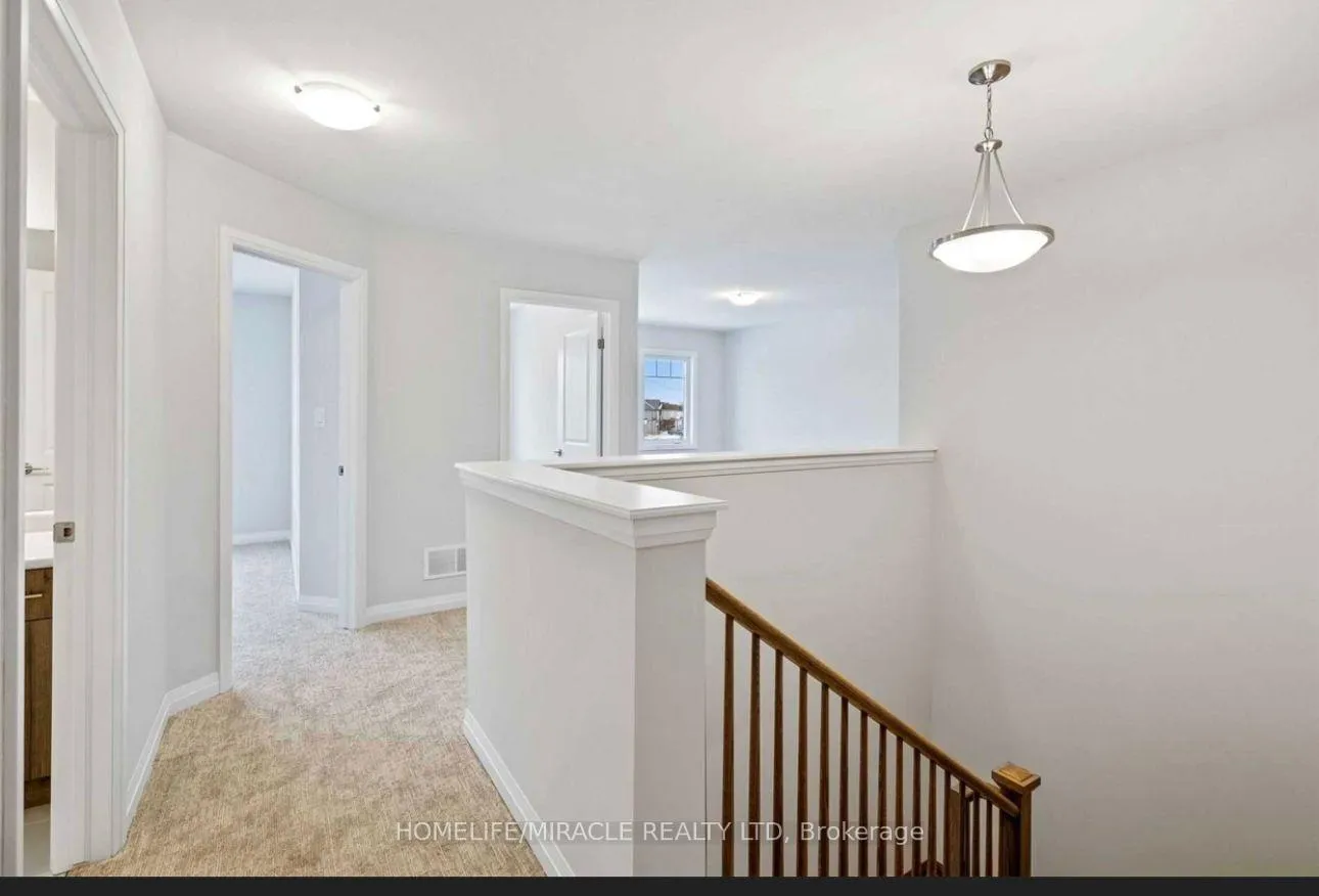 Photo 6 of 9302 White Oak Avenue, Niagara Falls, Lyons Creek — HOMEH