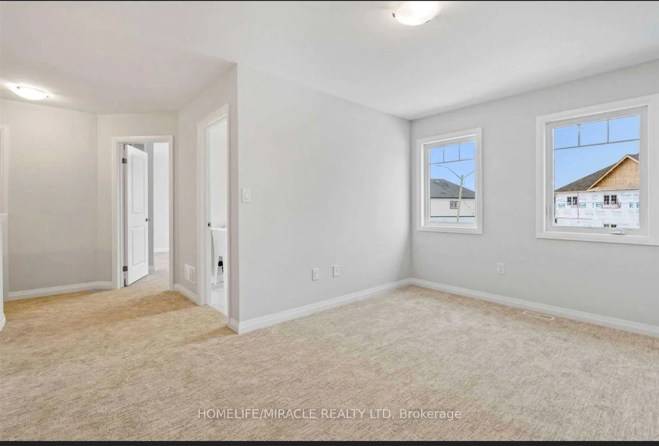 Photo 8 of 9302 White Oak Avenue, Niagara Falls, Lyons Creek — HOMEH