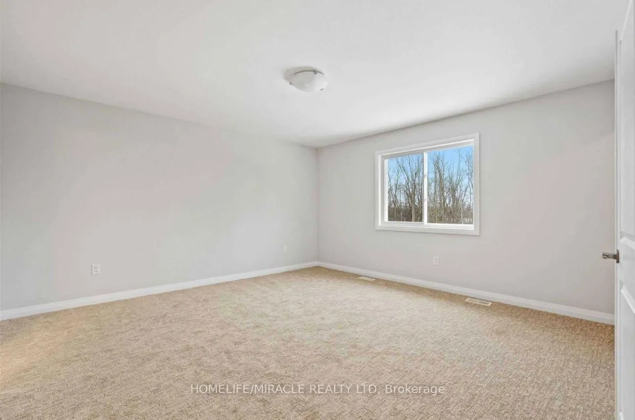 Photo 12 of 9302 White Oak Avenue, Niagara Falls, Lyons Creek — HOMEH