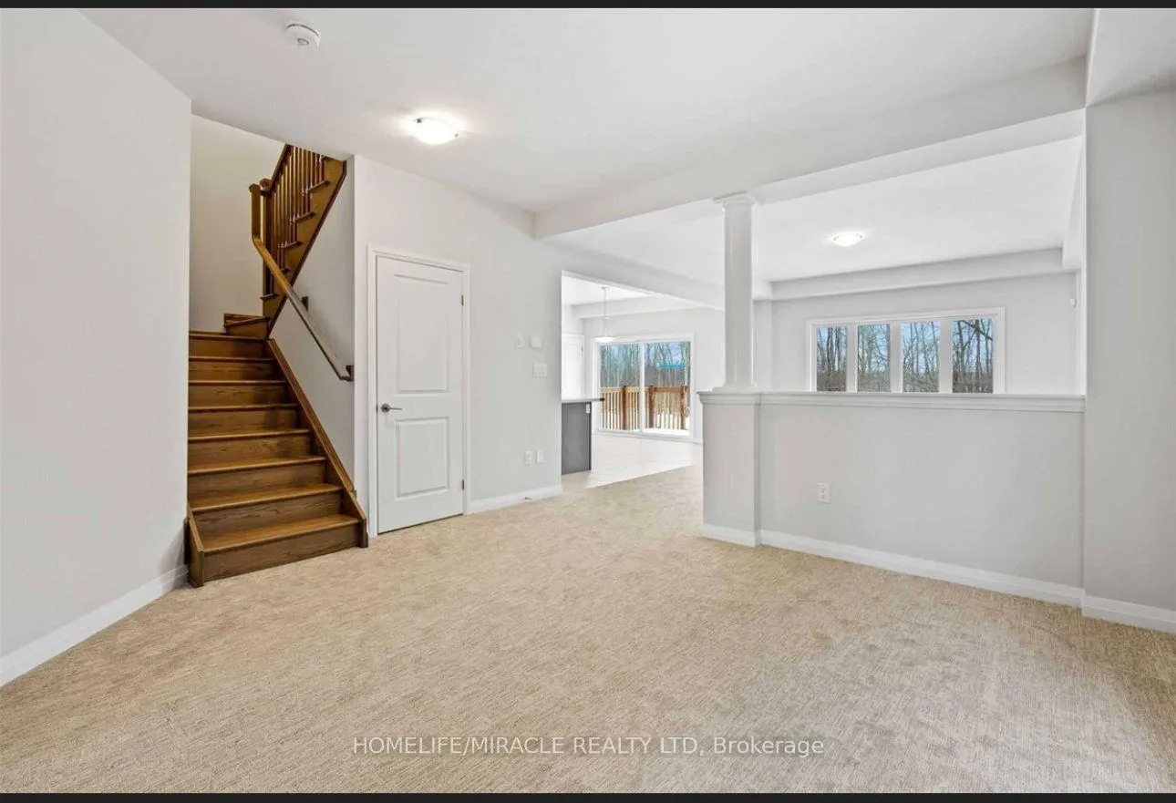 Photo 15 of 9302 White Oak Avenue, Niagara Falls, Lyons Creek — HOMEH