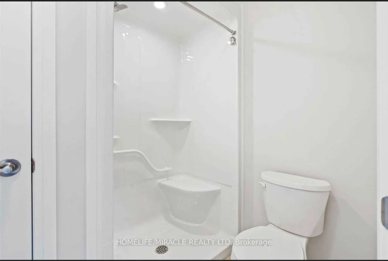 Photo 16 of 9302 White Oak Avenue, Niagara Falls, Lyons Creek — HOMEH