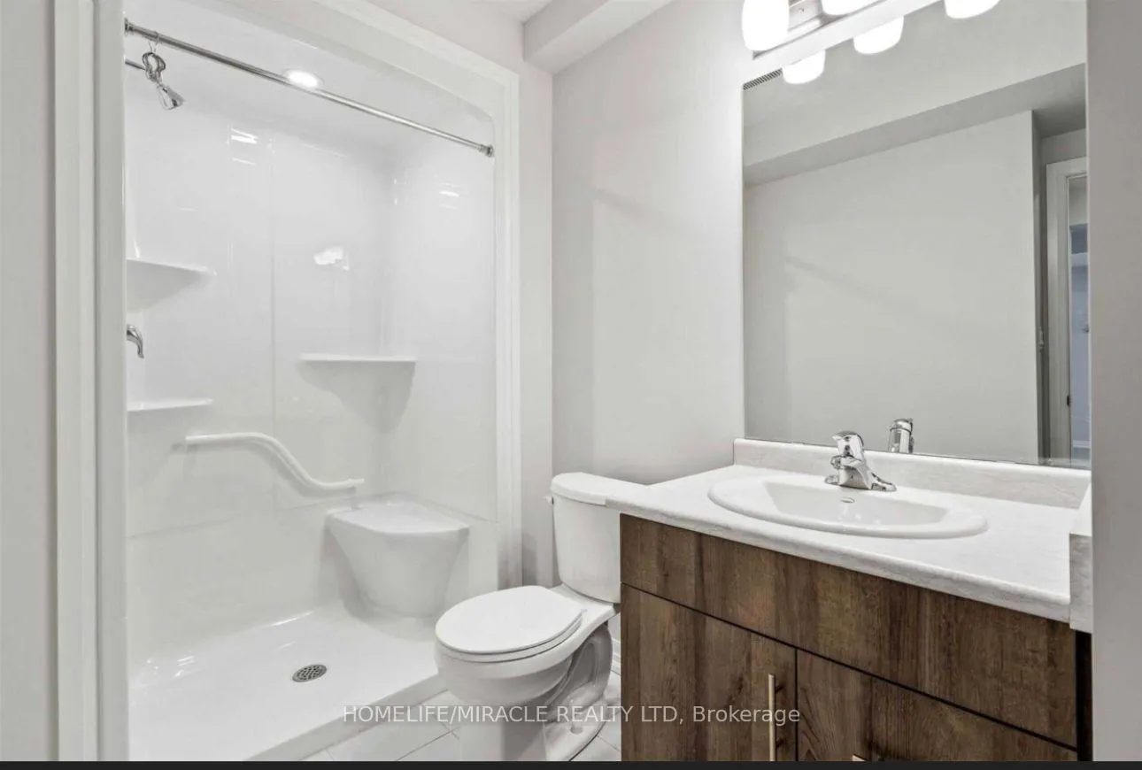 Photo 17 of 9302 White Oak Avenue, Niagara Falls, Lyons Creek — HOMEH