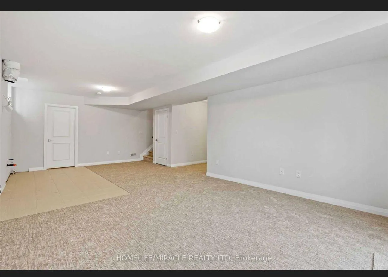 Photo 19 of 9302 White Oak Avenue, Niagara Falls, Lyons Creek — HOMEH