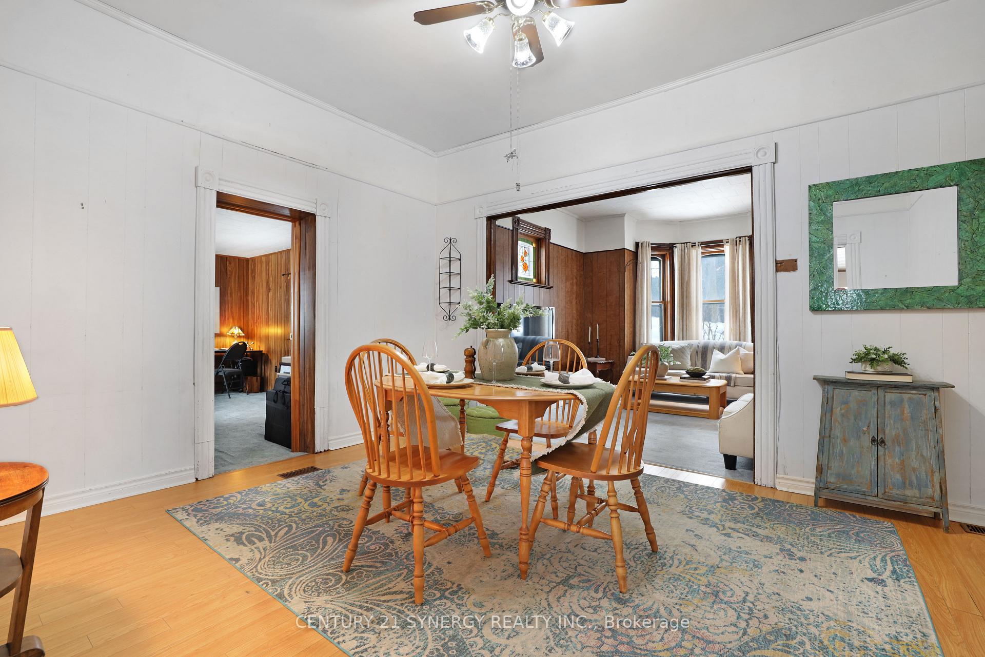 Photo 5 of 111 Brockville Street, Smiths Falls — HOMEH