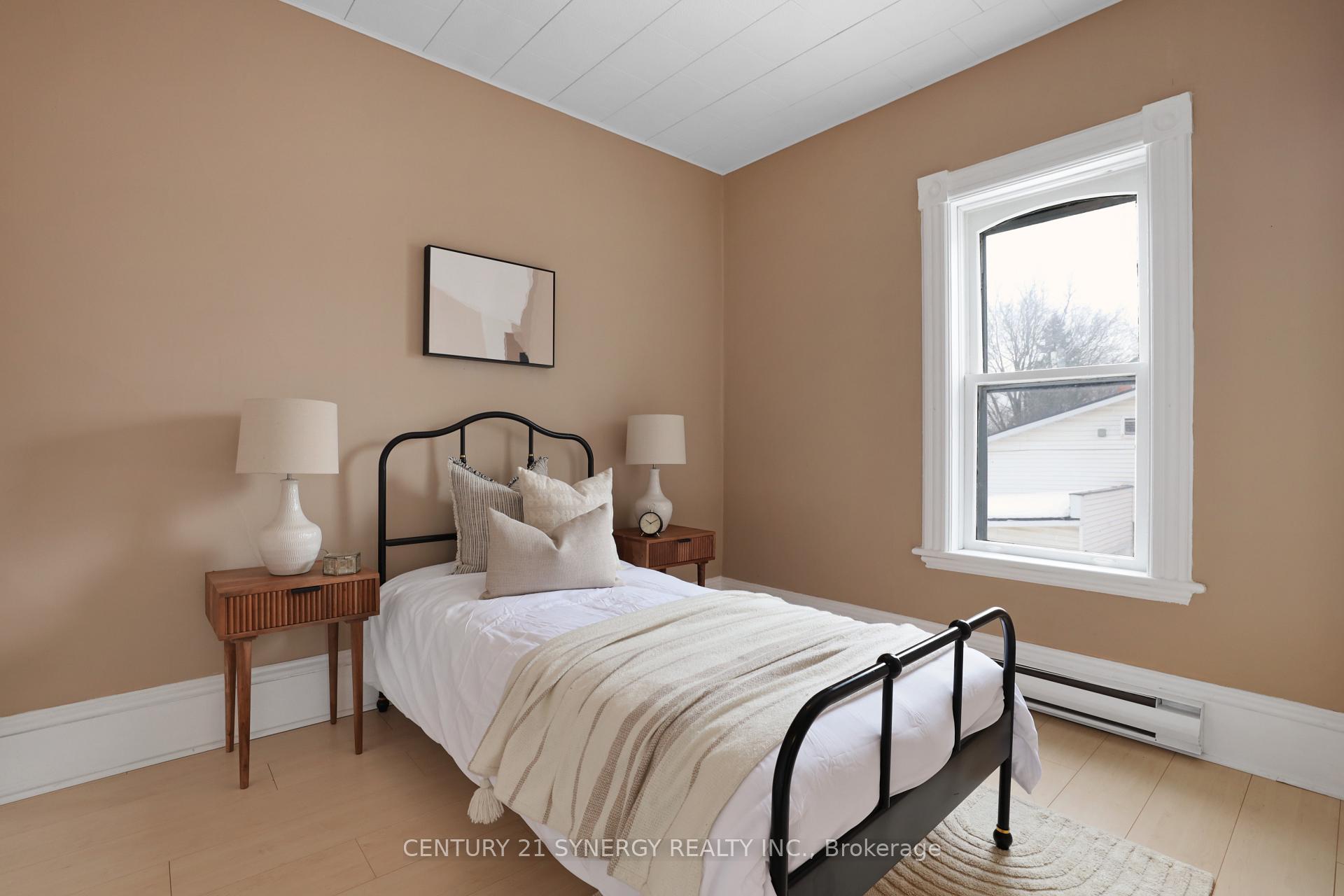 Photo 27 of 111 Brockville Street, Smiths Falls — HOMEH
