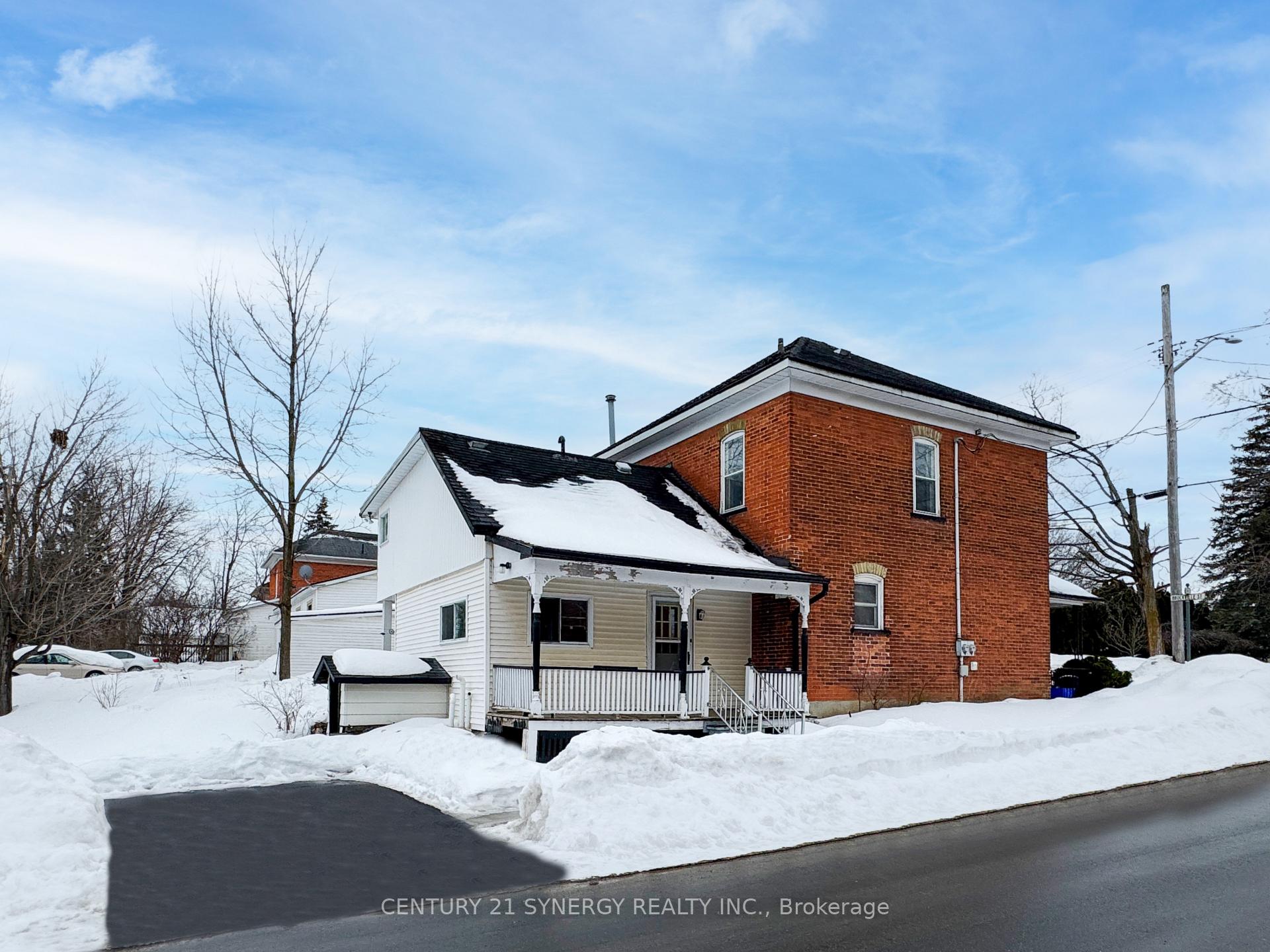 Photo 47 of 111 Brockville Street, Smiths Falls — HOMEH