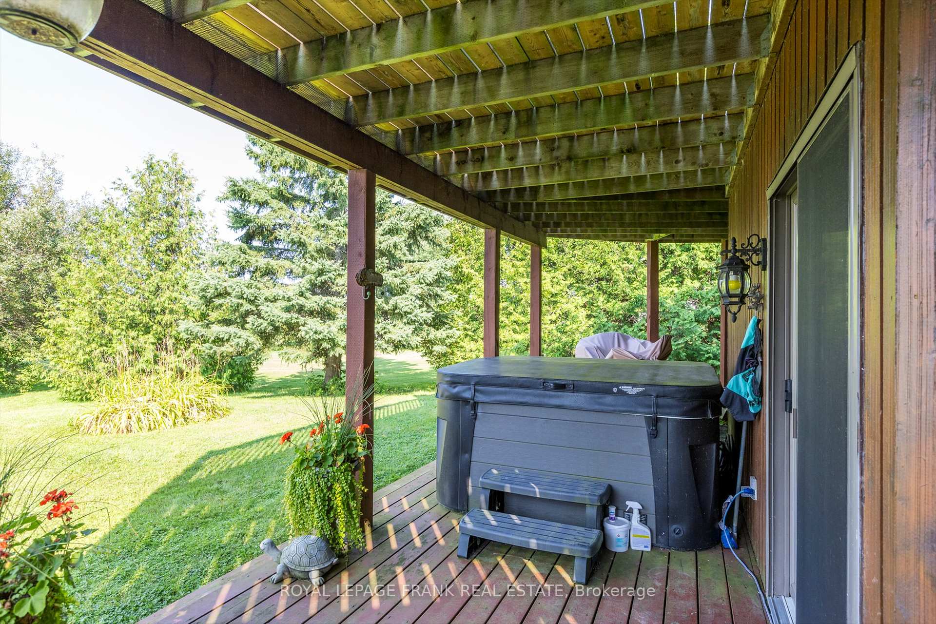 Photo 2 of 834 Kimberly Drive, Selwyn — HOMEH