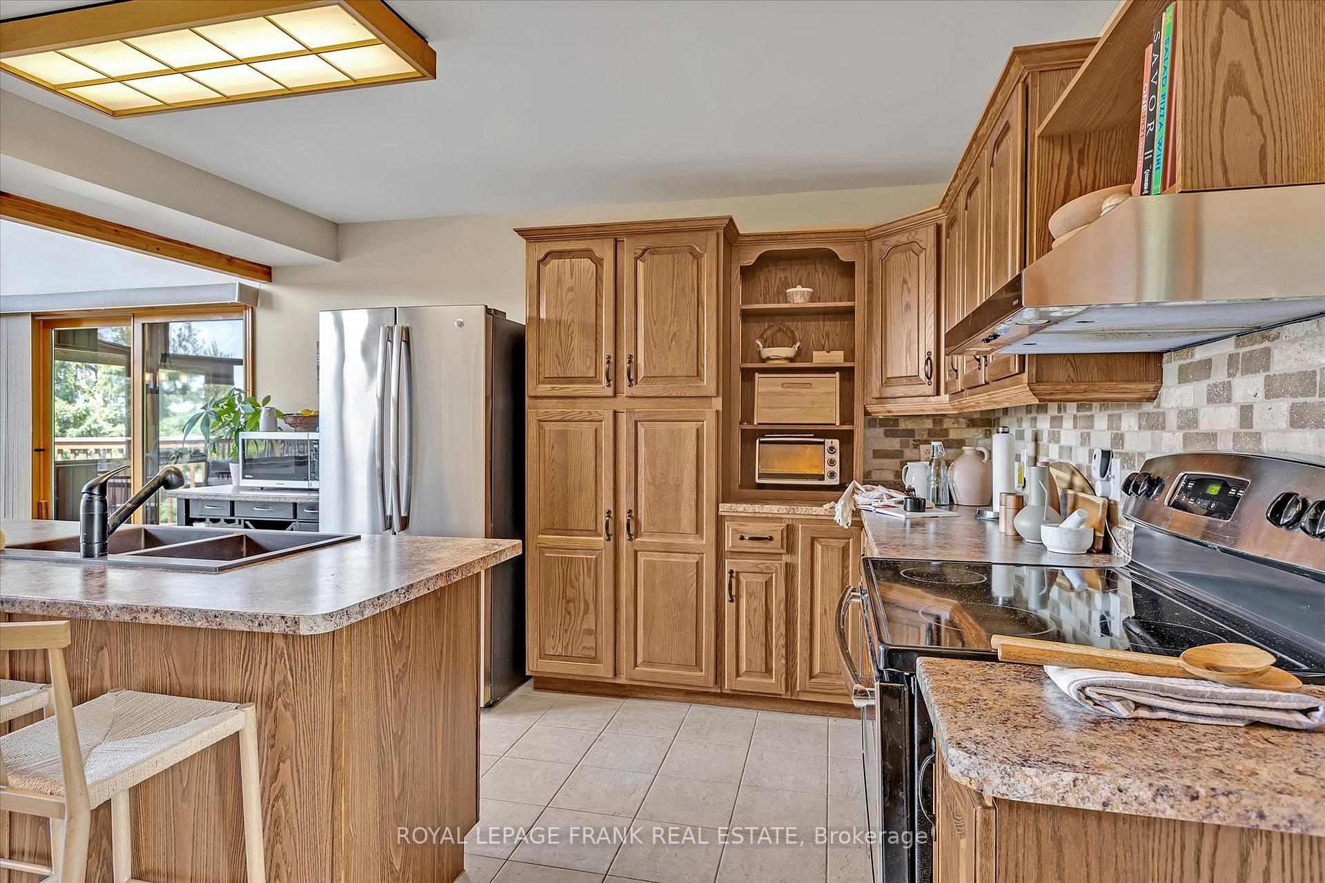 Photo 6 of 834 Kimberly Drive, Selwyn — HOMEH