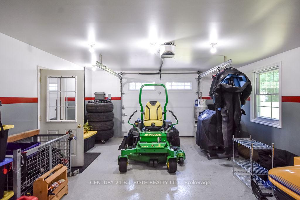Photo 8 of 2357 South Orr Lake Road, Springwater, Rural Springwater — HOMEH