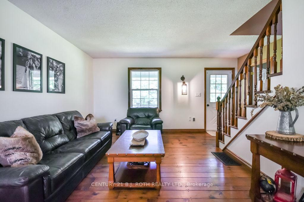 Photo 15 of 2357 South Orr Lake Road, Springwater, Rural Springwater — HOMEH