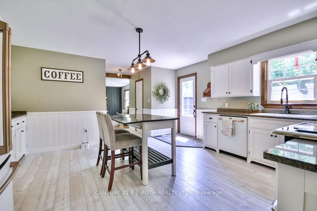 Photo 17 of 2357 South Orr Lake Road, Springwater, Rural Springwater — HOMEH