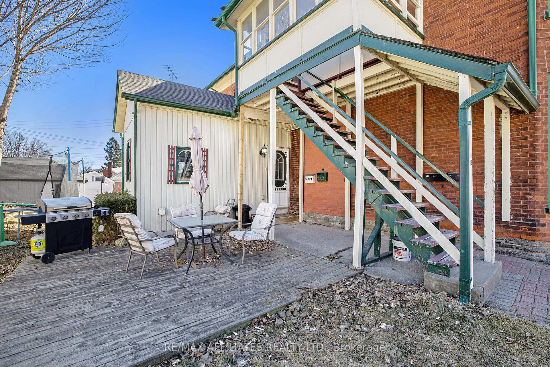 Photo 4 of 1 Queen Street, Smiths Falls — HOMEH