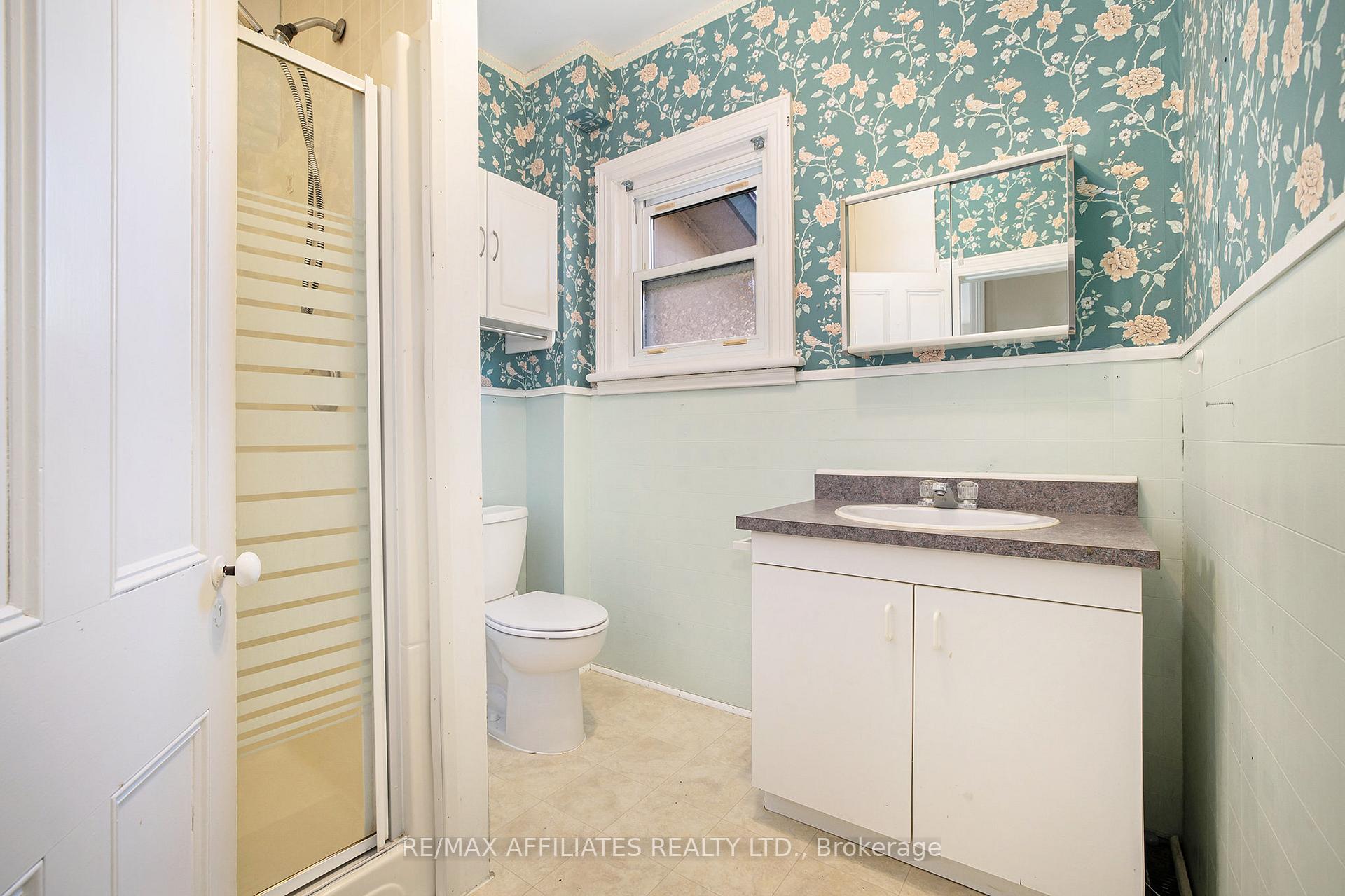 Photo 13 of 1 Queen Street, Smiths Falls — HOMEH