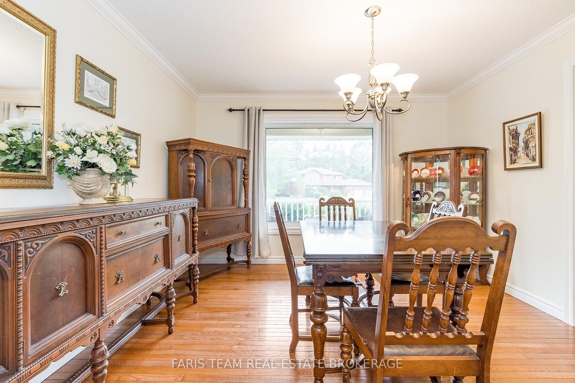 Photo 13 of 33 Willow Landing Road, Springwater, Midhurst — HOMEH