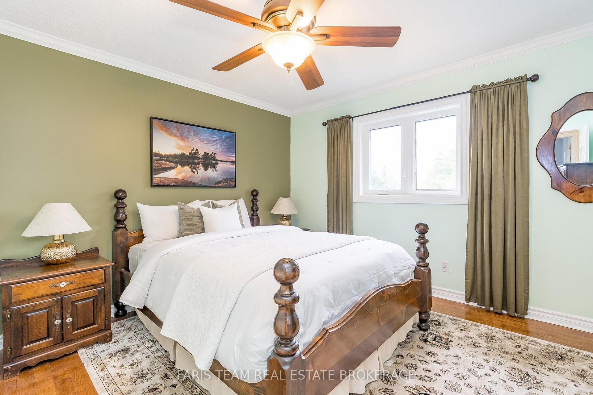 Photo 25 of 33 Willow Landing Road, Springwater, Midhurst — HOMEH