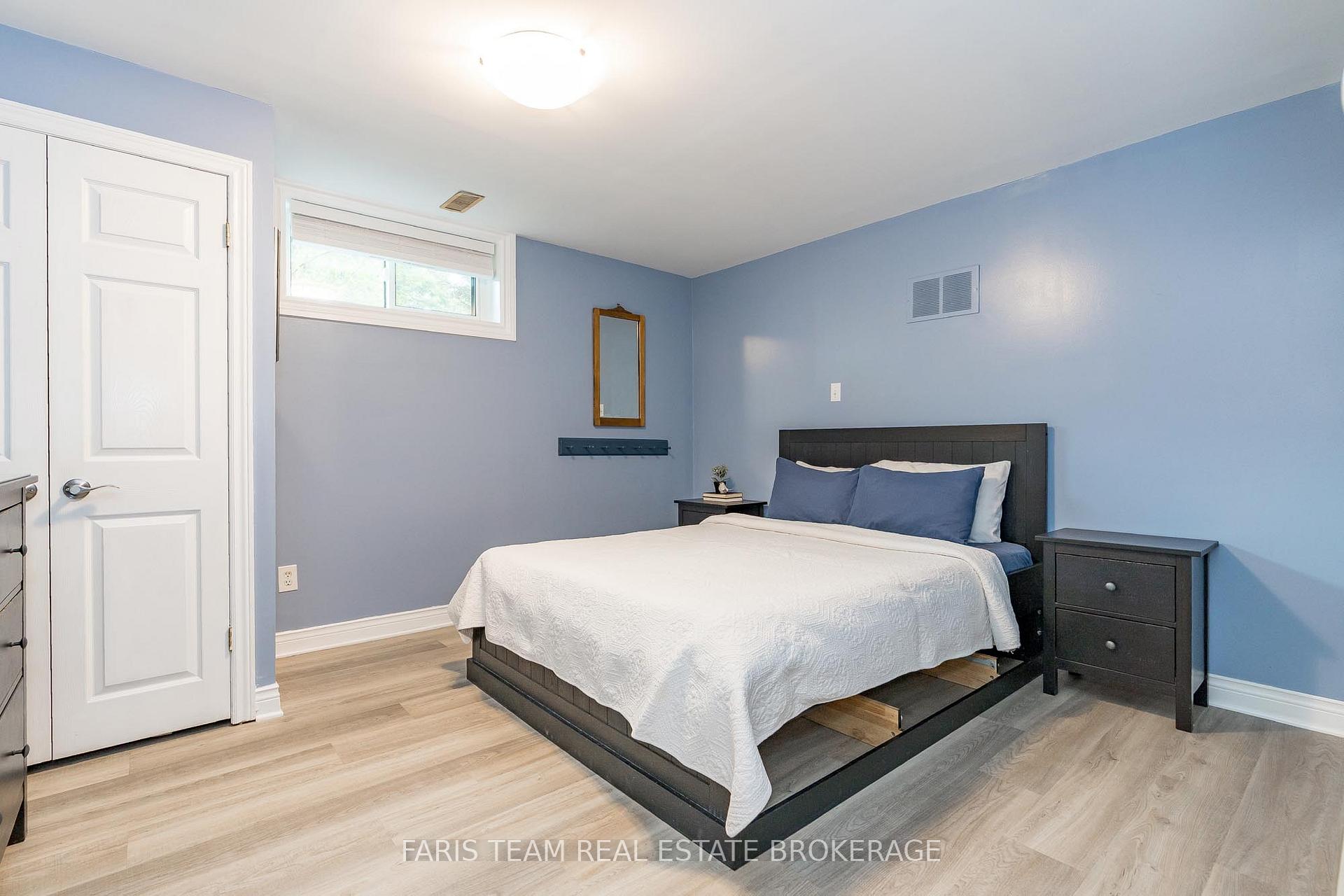 Photo 34 of 33 Willow Landing Road, Springwater, Midhurst — HOMEH