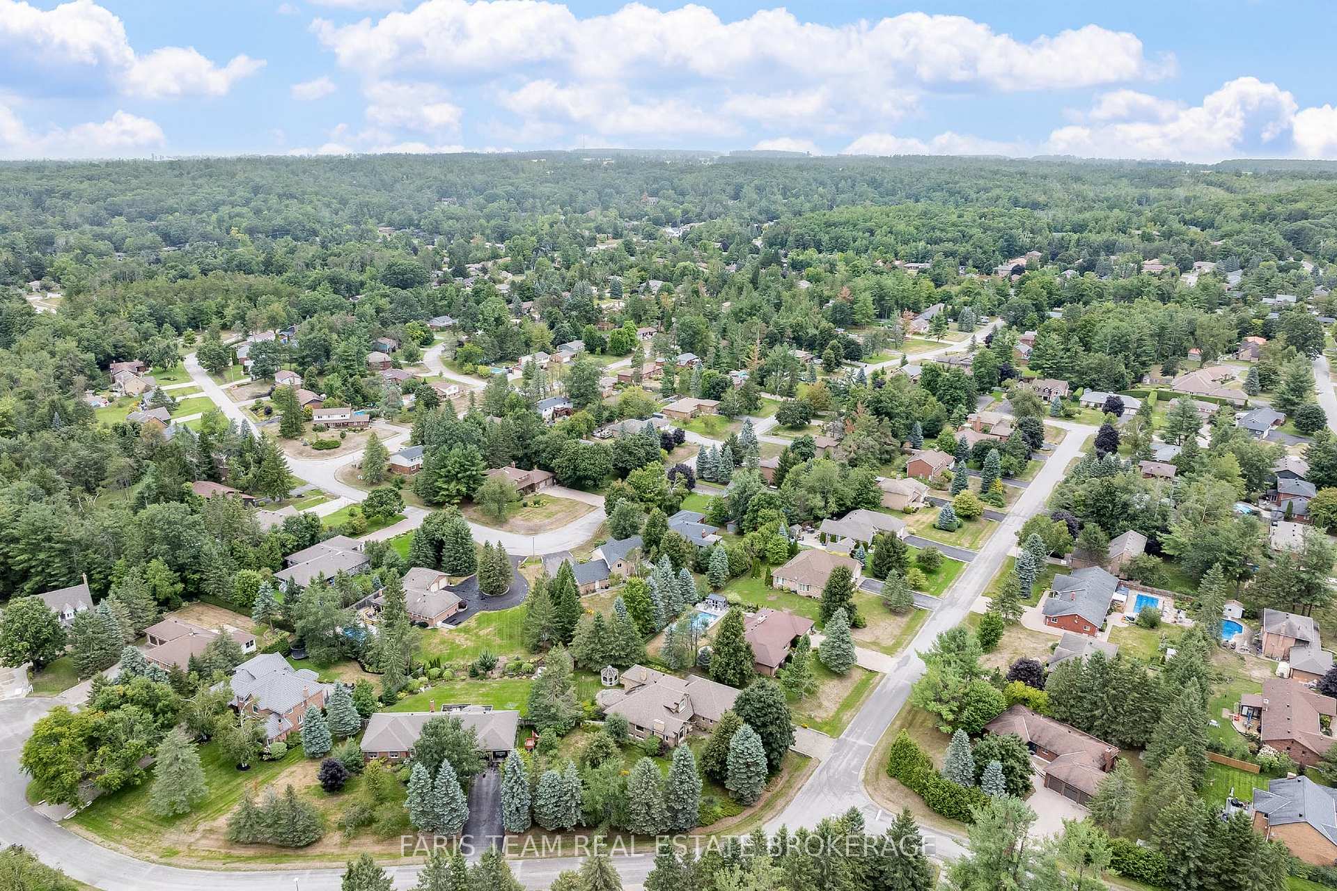 Photo 45 of 33 Willow Landing Road, Springwater, Midhurst — HOMEH