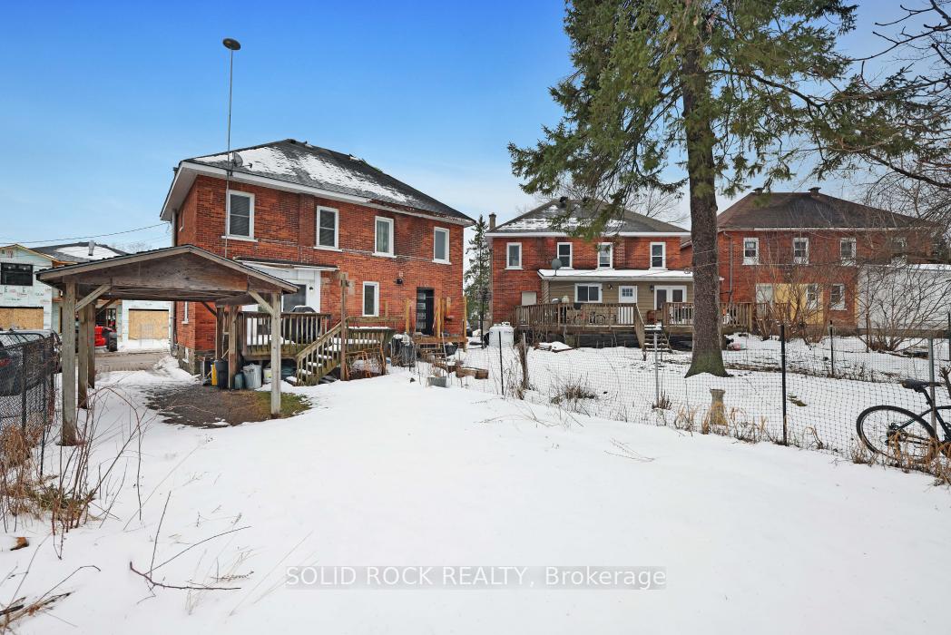 Photo 24 of 21 Elm Street E, Smiths Falls — HOMEH
