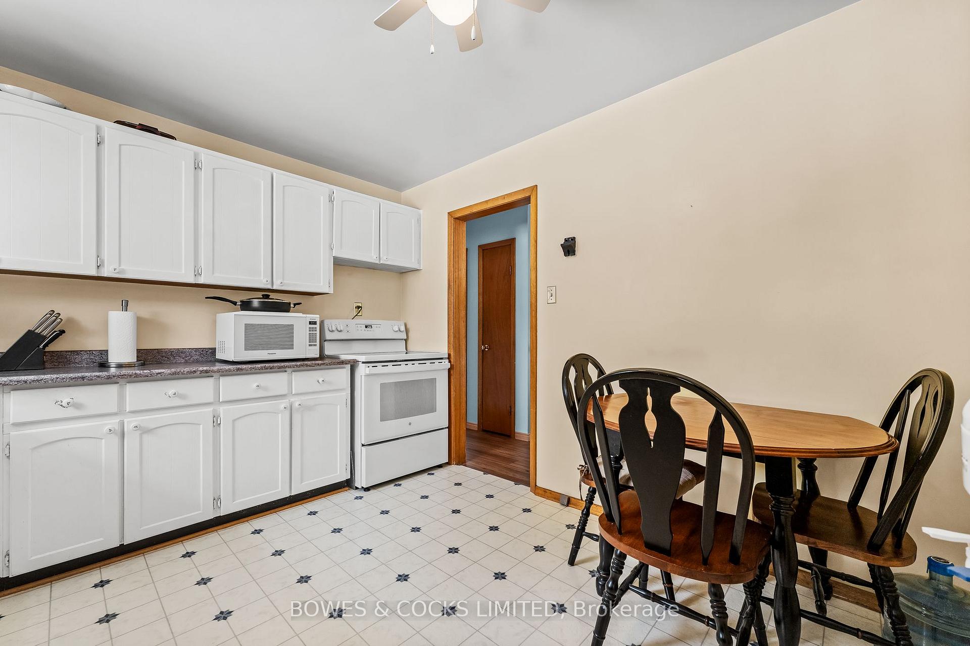 Photo 18 of 2238 Parkhill Road W, Selwyn — HOMEH
