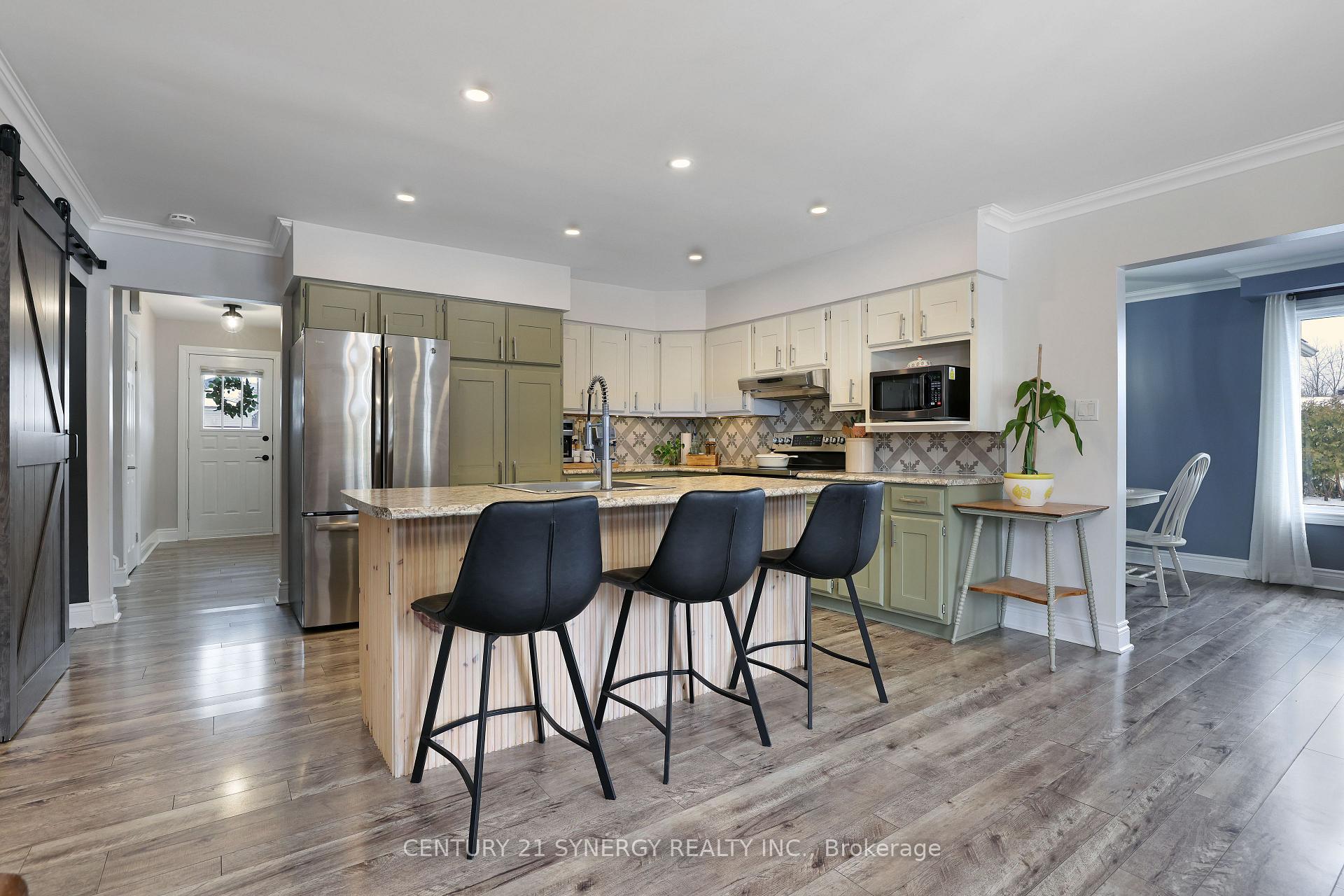 Photo 13 of 63 Marsha Drive, Smiths Falls — HOMEH
