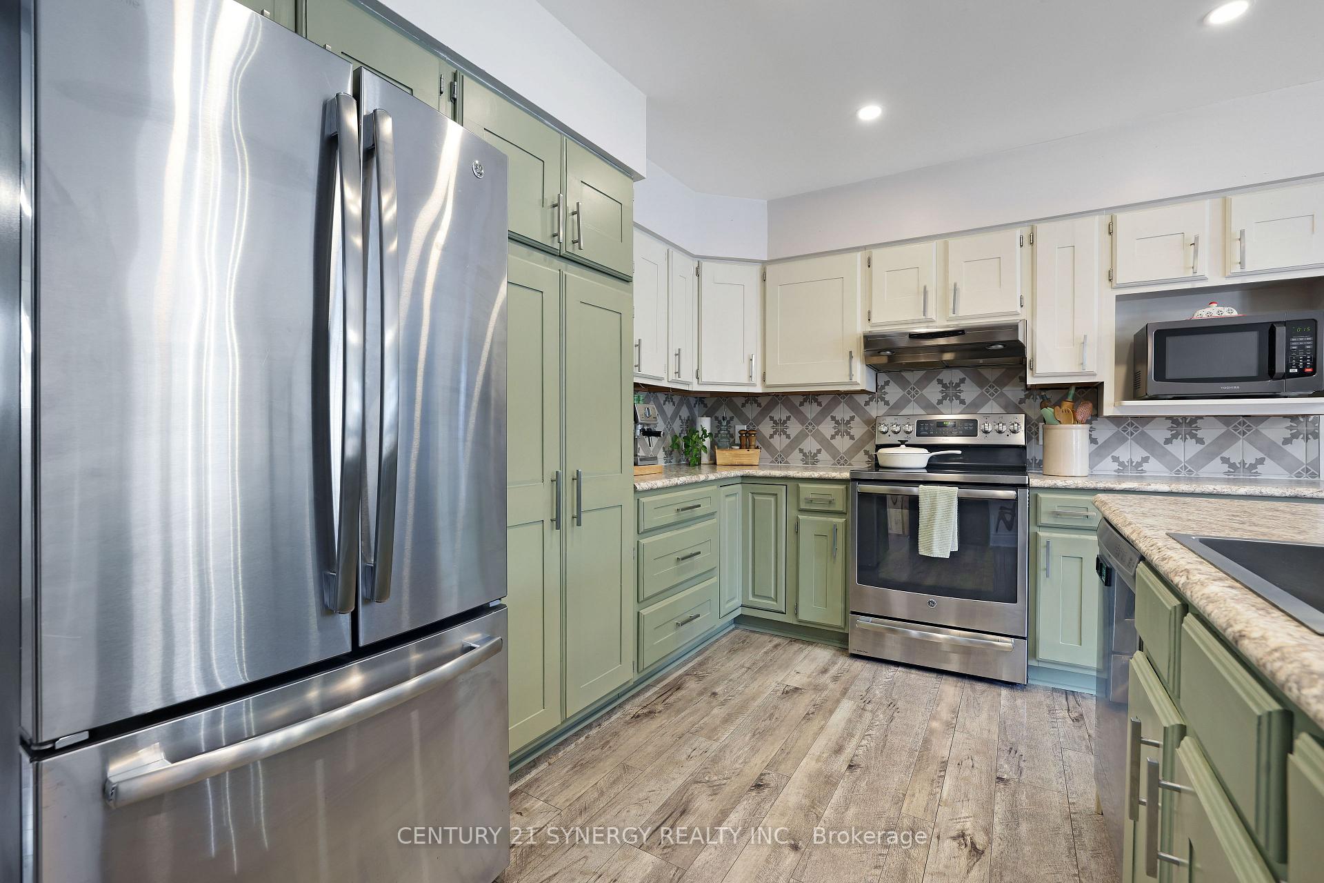 Photo 15 of 63 Marsha Drive, Smiths Falls — HOMEH