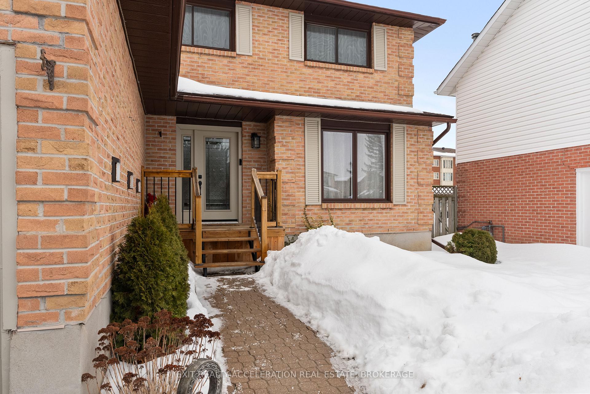 Photo 3 of 263 Wood Avenue, Smiths Falls — HOMEH