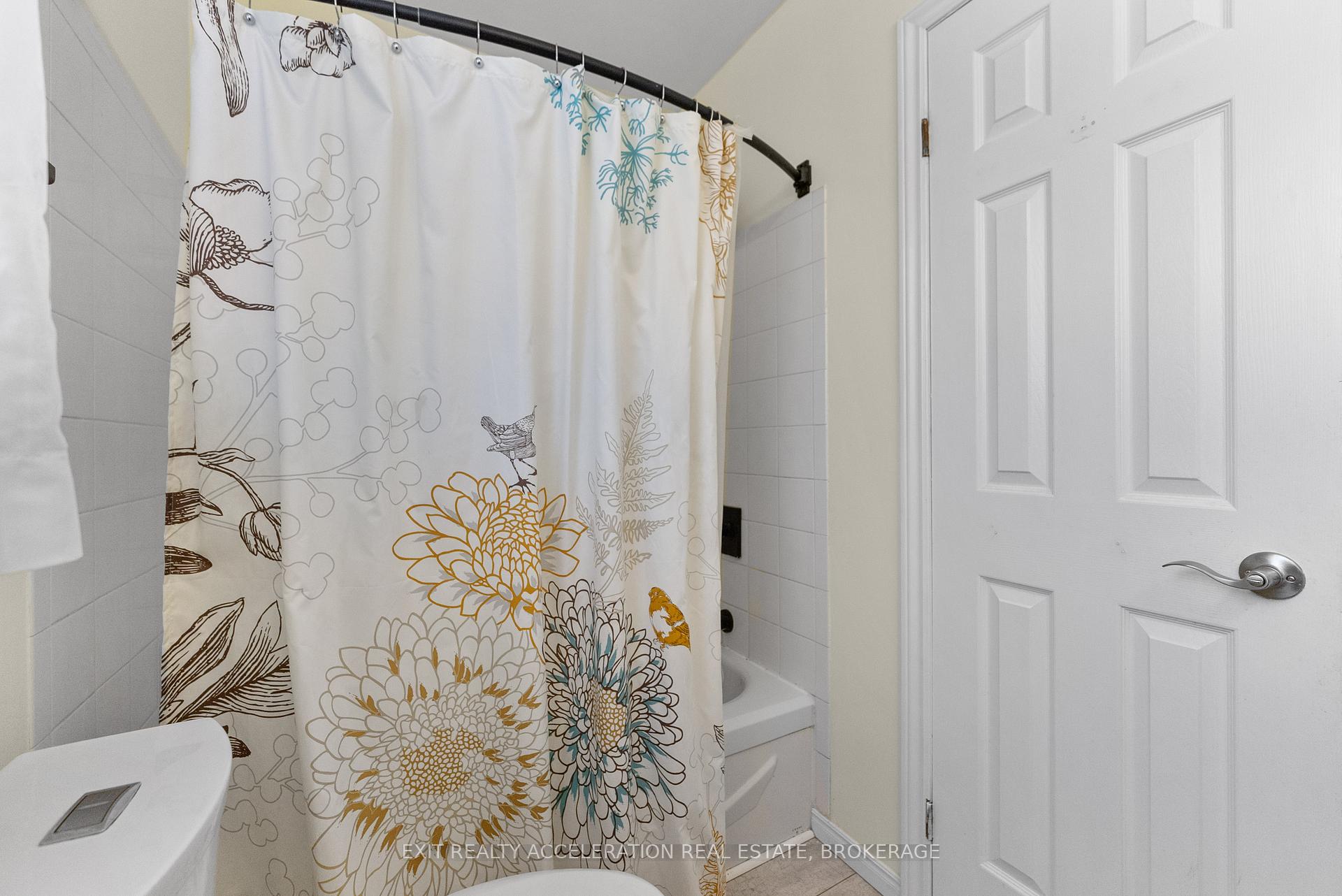 Photo 22 of 263 Wood Avenue, Smiths Falls — HOMEH