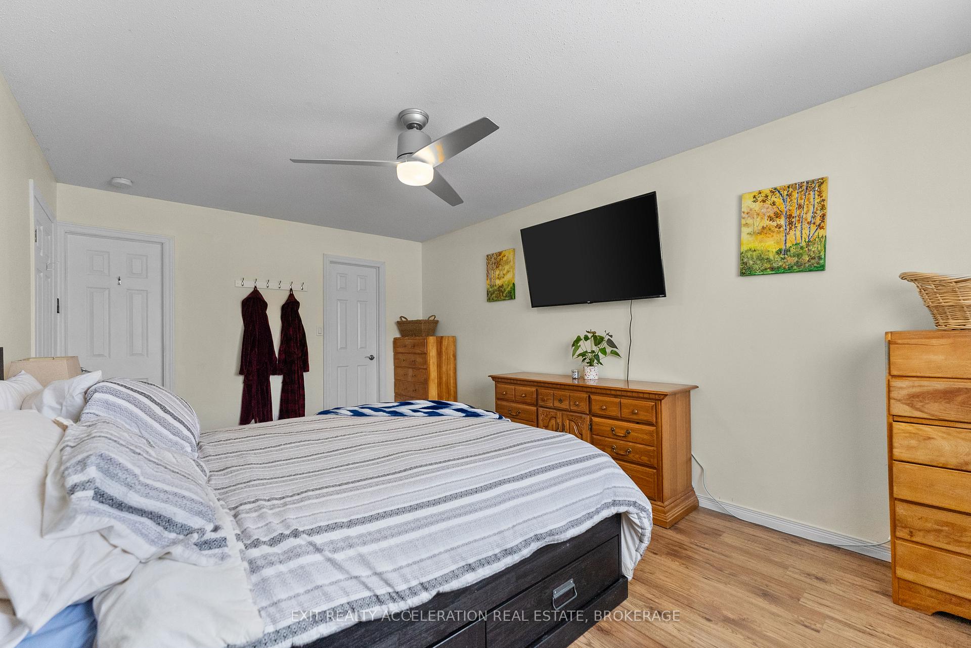 Photo 24 of 263 Wood Avenue, Smiths Falls — HOMEH