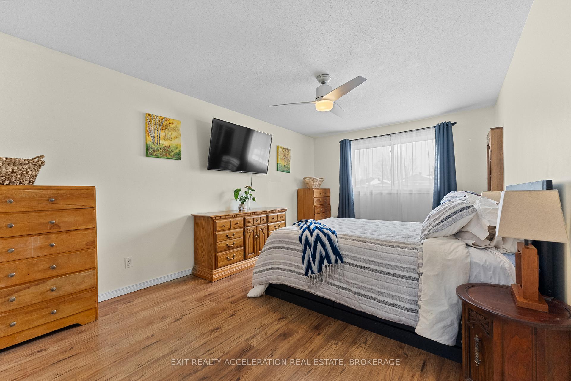 Photo 27 of 263 Wood Avenue, Smiths Falls — HOMEH