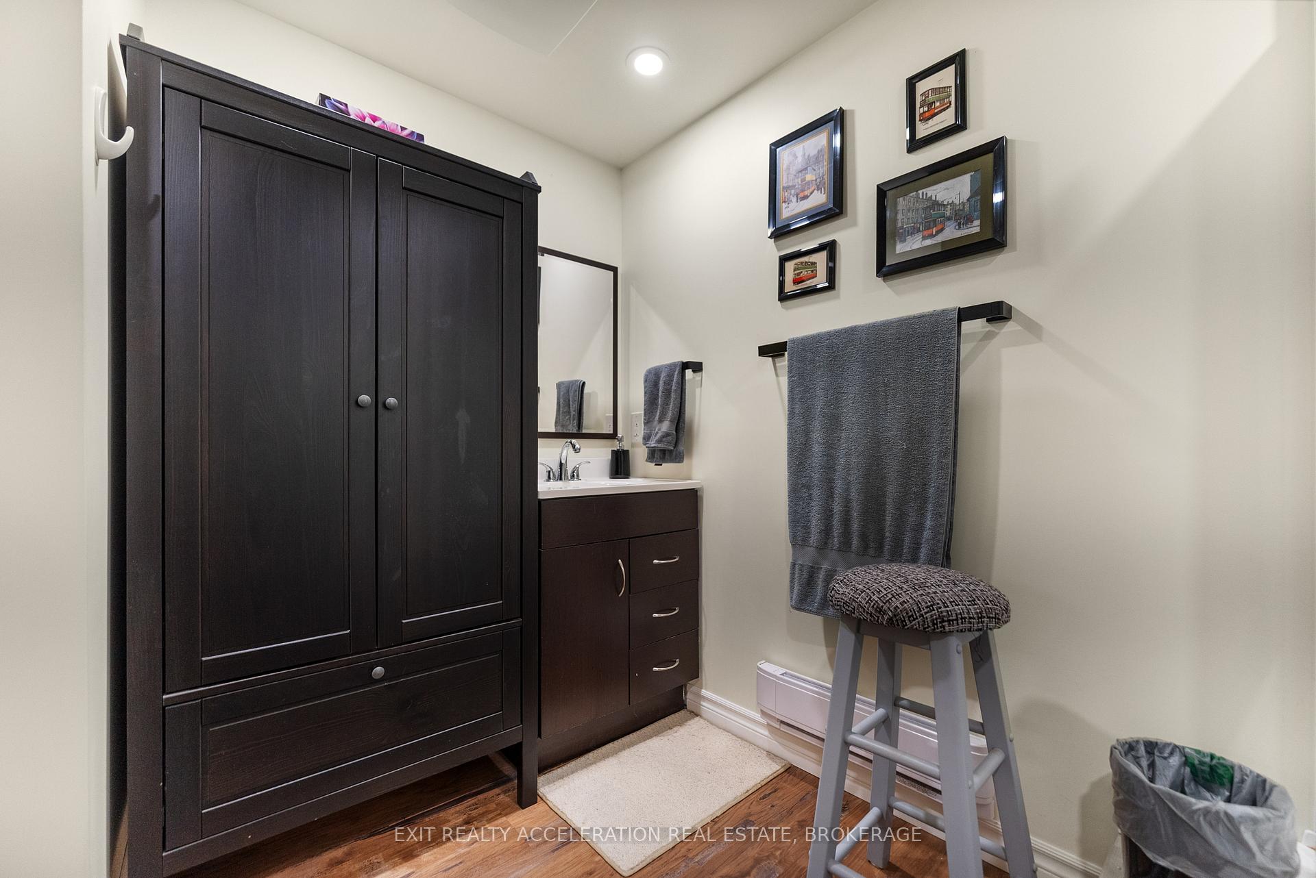 Photo 38 of 263 Wood Avenue, Smiths Falls — HOMEH