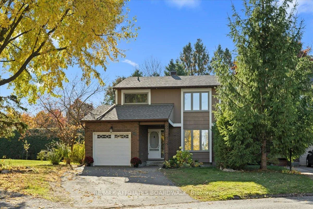 Photo 2 of 42 Haywood Crescent, Ottawa, Kanata - Katimavik — HOMEH