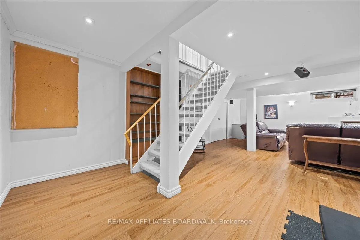 Photo 67 of 42 Haywood Crescent, Ottawa, Kanata - Katimavik — HOMEH