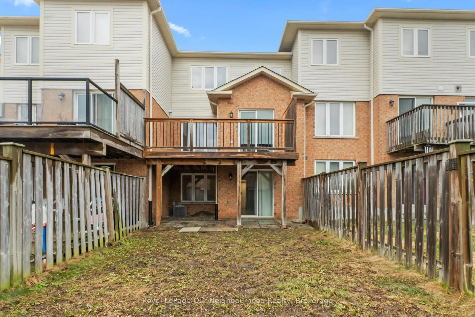 Photo 28 of 53 Kersey Crescent, Clarington, Courtice — HOMEH