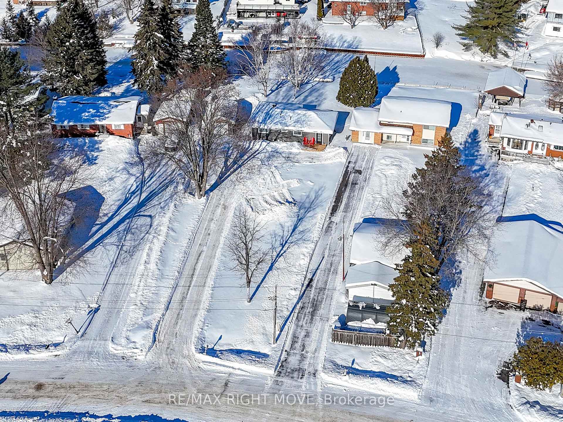 Photo 3 of 2624 Westshore Crescent, Severn, West Shore — HOMEH