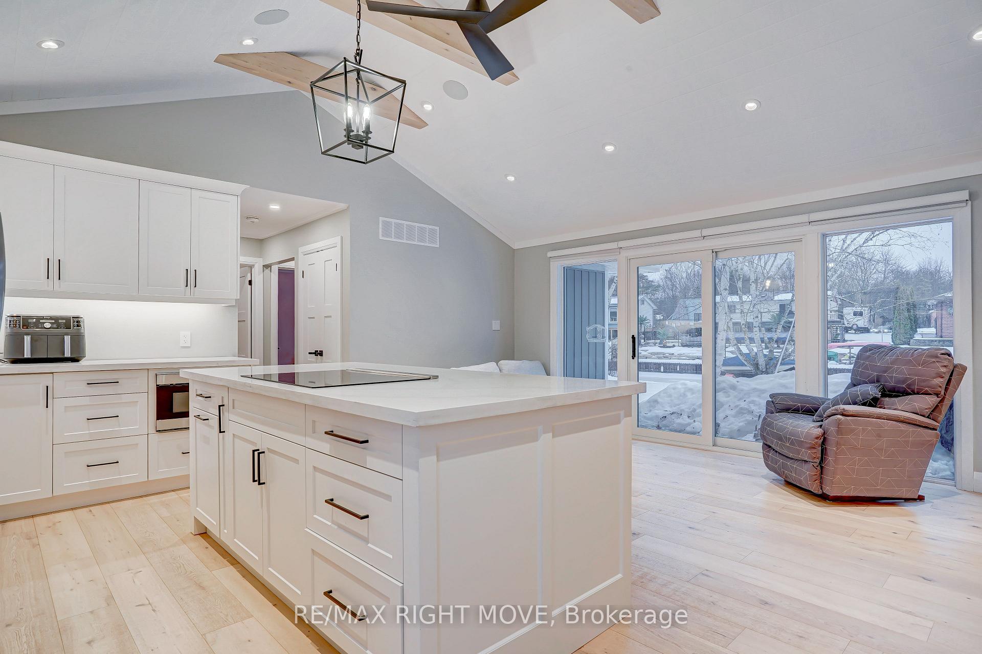 Photo 5 of 2624 Westshore Crescent, Severn, West Shore — HOMEH