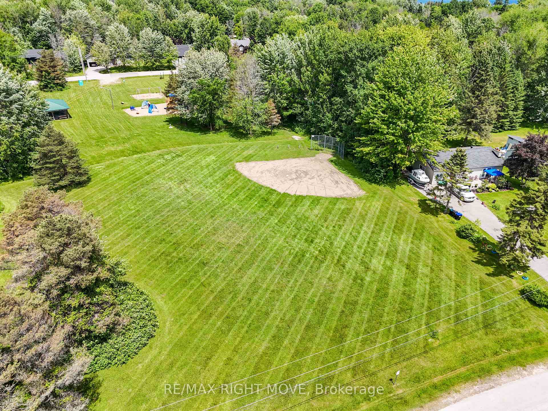 Photo 29 of 2624 Westshore Crescent, Severn, West Shore — HOMEH