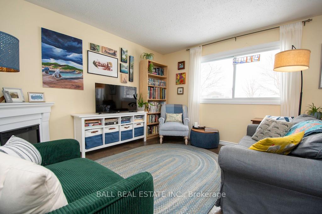 Photo 8 of 52 Coyle Crescent, Selwyn — HOMEH