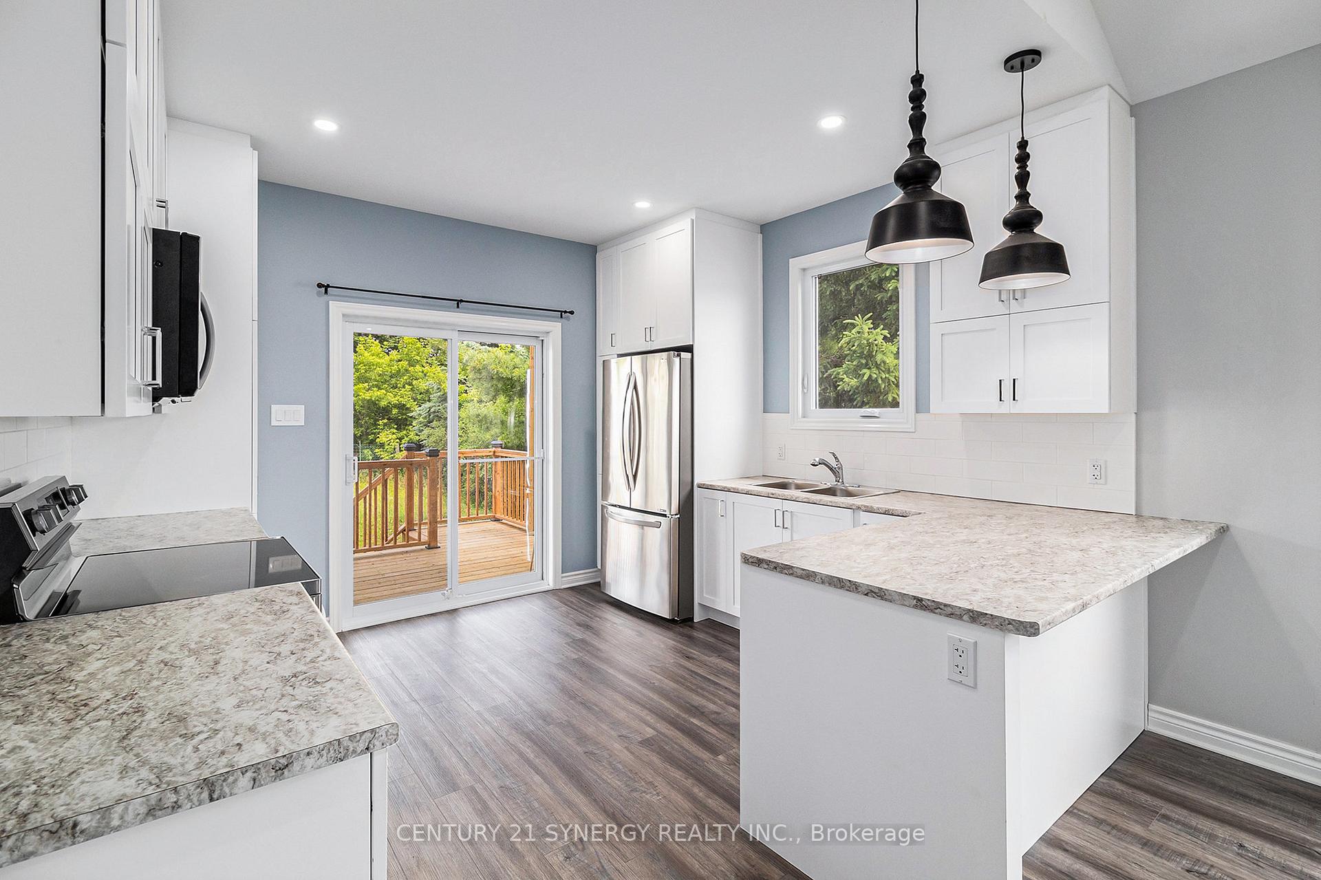 Photo 12 of 26 King Street, Smiths Falls — HOMEH