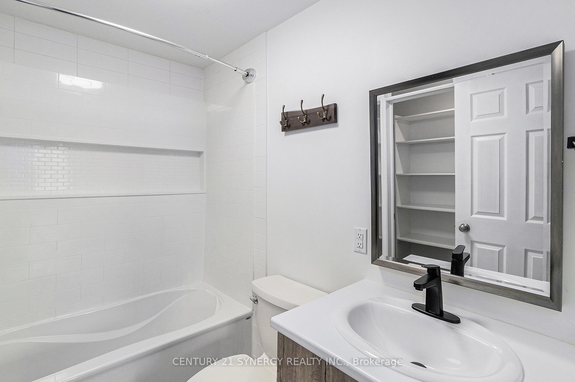 Photo 20 of 26 King Street, Smiths Falls — HOMEH