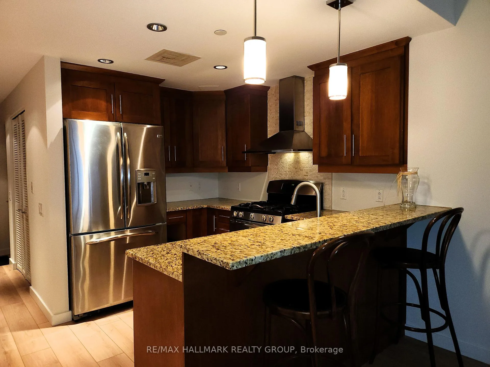 Photo 8 of Unit 704, 90 George Street, Ottawa, Lower Town/Byward Market — HOMEH