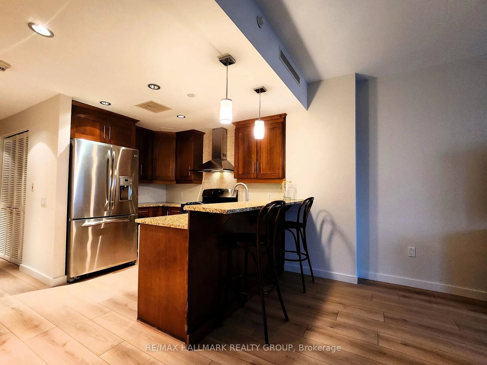 Photo 11 of Unit 704, 90 George Street, Ottawa, Lower Town/Byward Market — HOMEH
