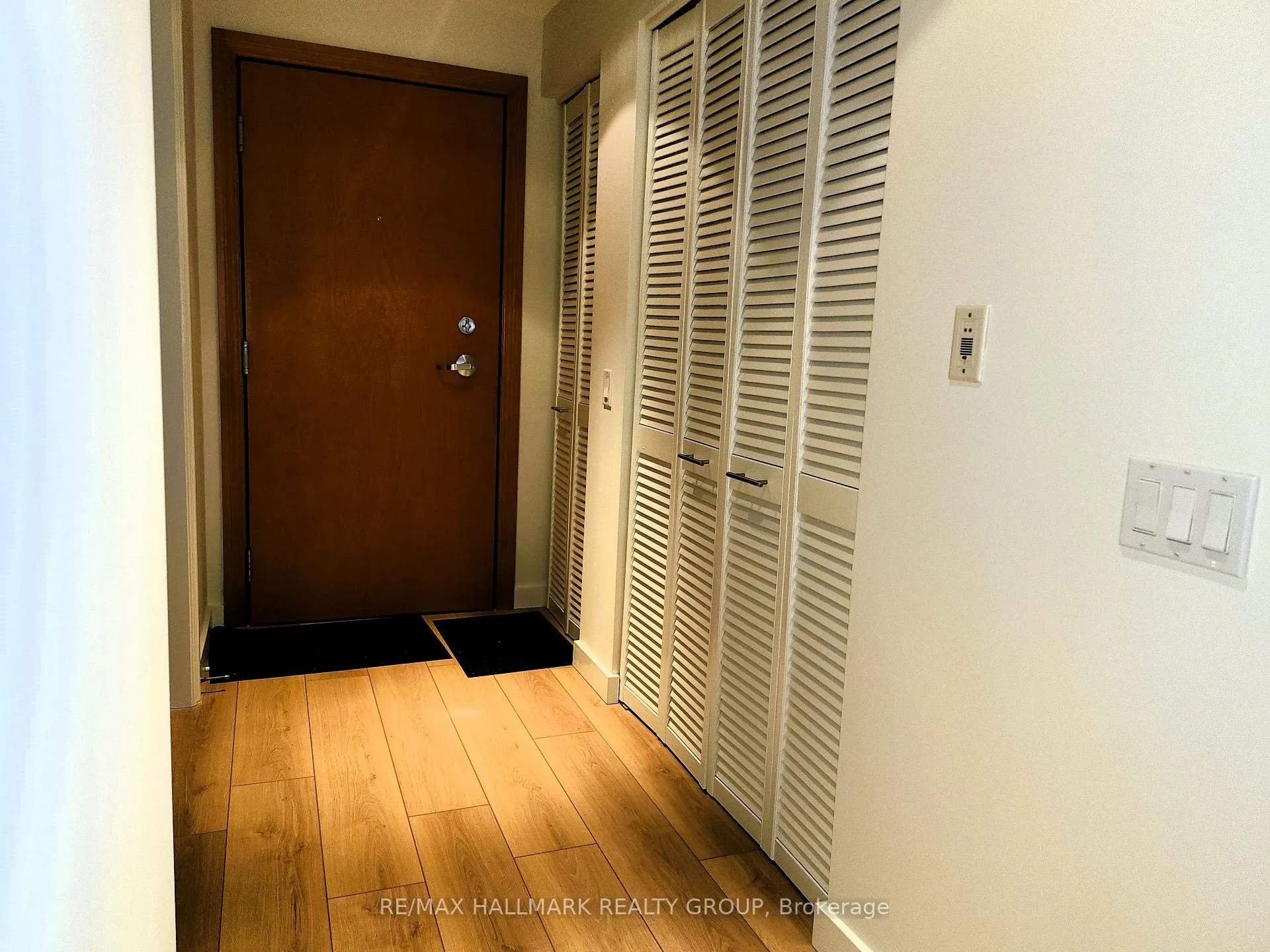 Photo 23 of Unit 704, 90 George Street, Ottawa, Lower Town/Byward Market — HOMEH