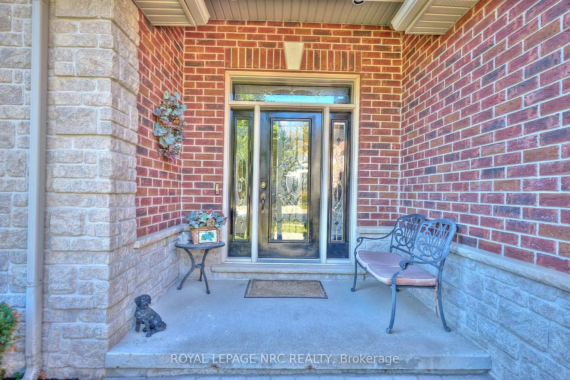 Photo 4 of 45 Timber Creek Crescent, Pelham, Fonthill — HOMEH